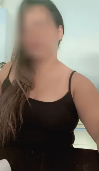 Camilla, 39