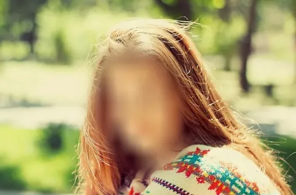 Hanna, 27