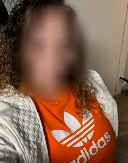 Jenna, 39