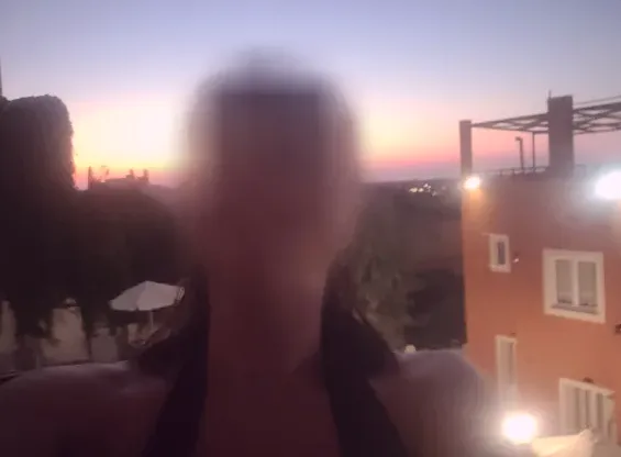 Roosa, 38